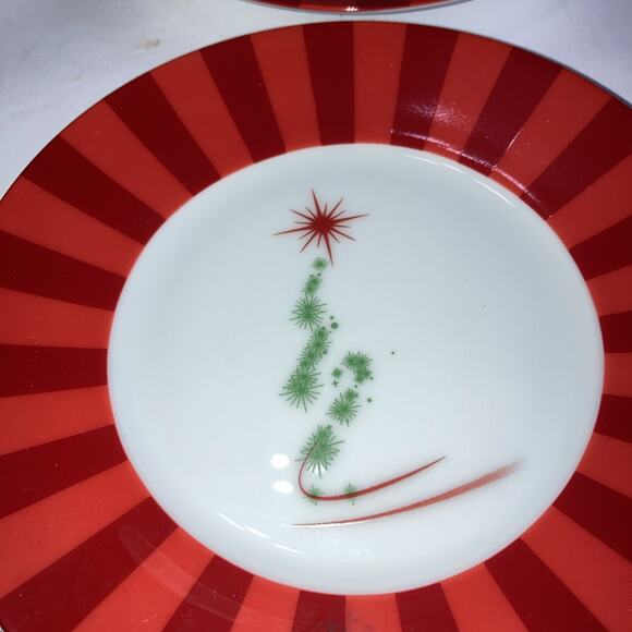 Christmas Tree Dessert Plates 4 Plates - Picture 2 of 3